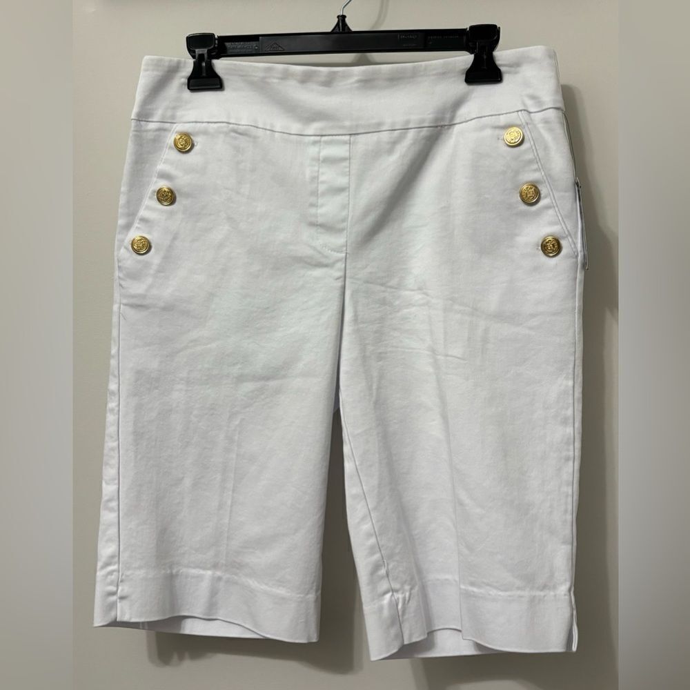 Counterparts Pull-On Button Embellished Capris, White, Size 8, NWT